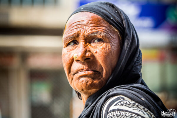 Poor Woman Visited Imam Bargah On The Eve Of Muharam Ul Haram jaloos In Pir Mahal